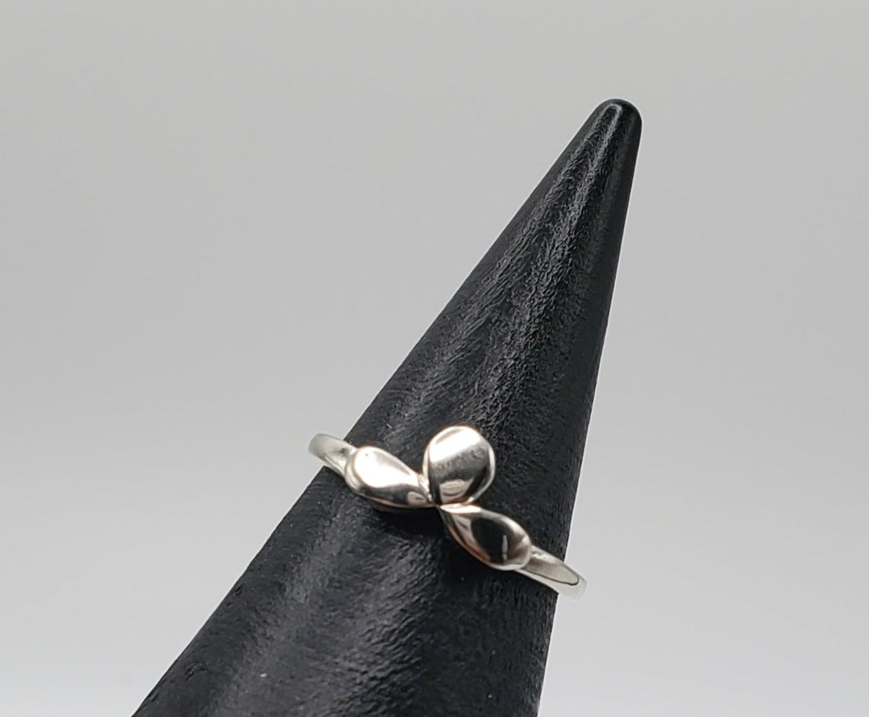 Three Leaf Clover Plain Sterling Silver Ring