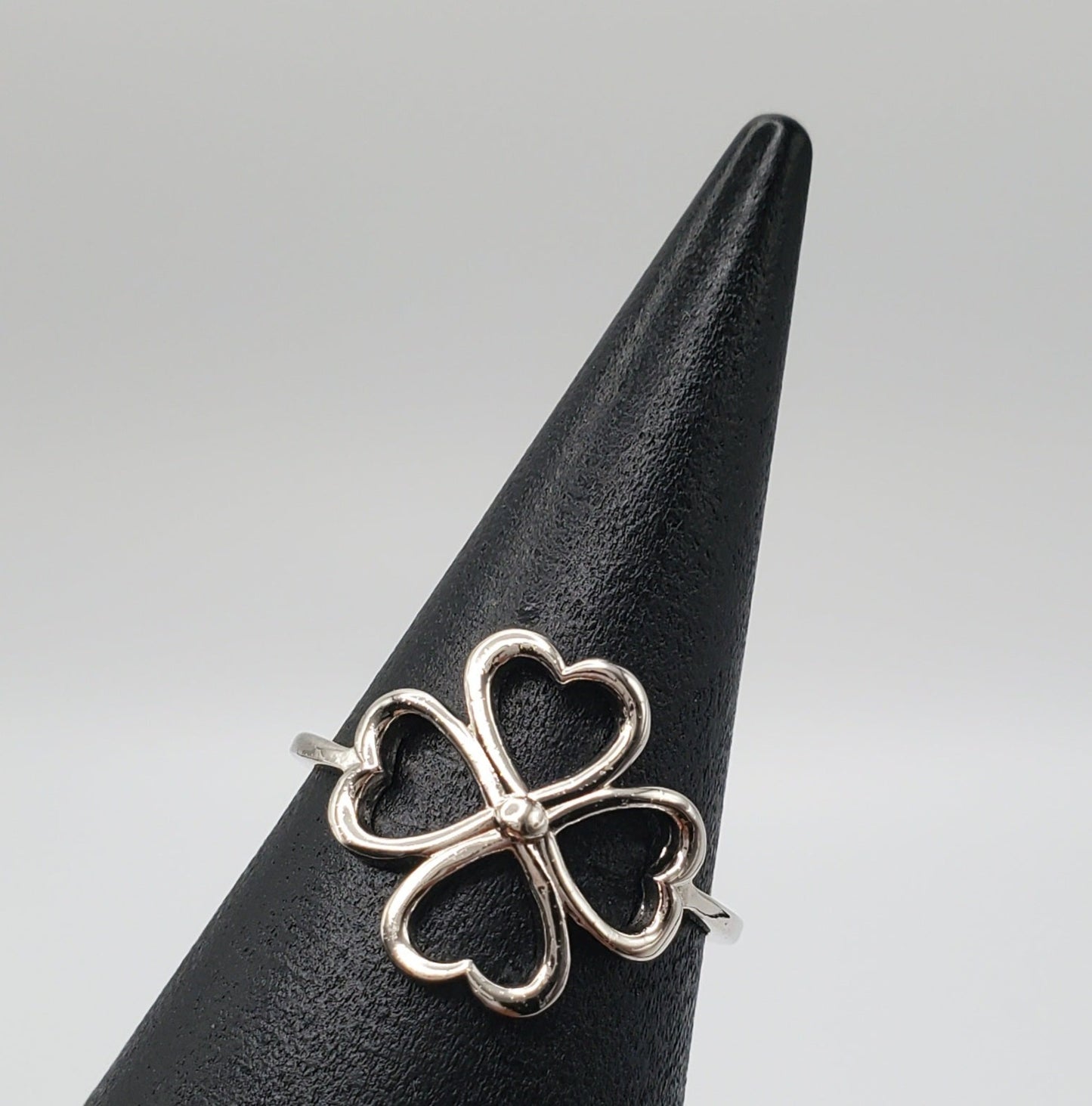 Four Leaf Clover Plain Sterling Silver Ring